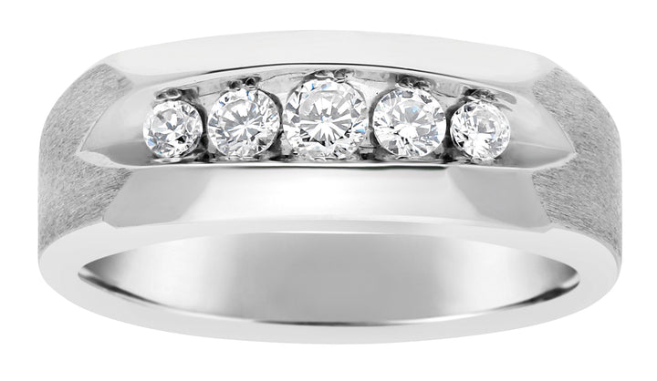 18K White Gold Round Diamond Fashion Ring