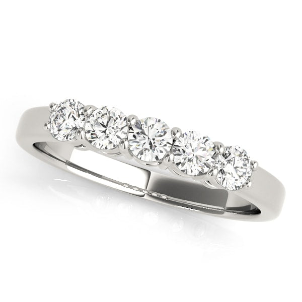18K White Gold 1/2 ct tw Diamond Wedding Ring