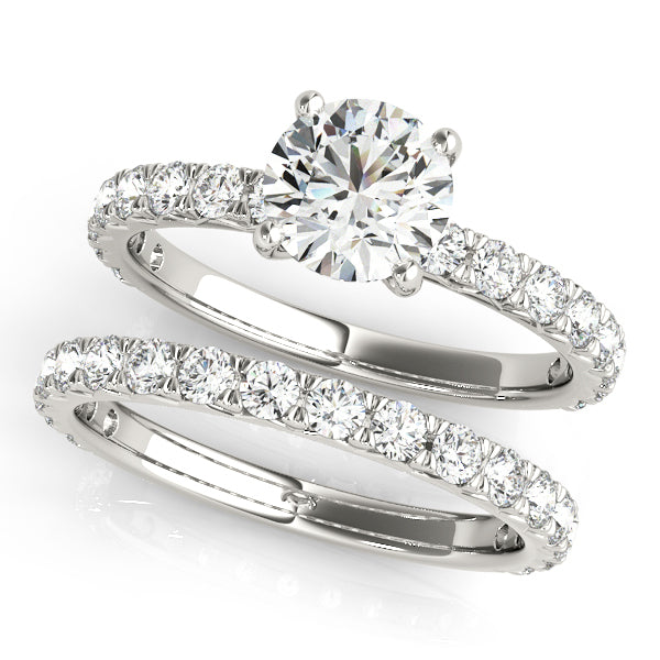 Platinum 1.5 ctw Round Diamond Engagement Ring