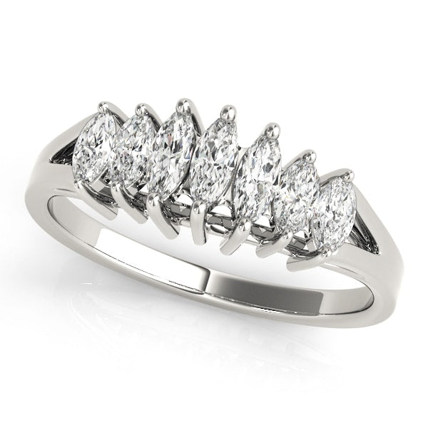 18K White Gold 1/2 ct tw Fancy Shape Diamond Wedding Ring
