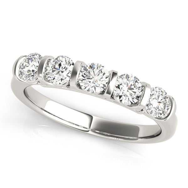 18K White Gold 5-Stone Diamond Wedding Ring