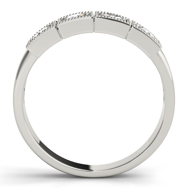 Round Diamond 3-Stone Engagement Ring