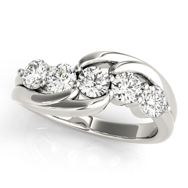 18K White Gold 5-Stone Diamond Wedding Ring