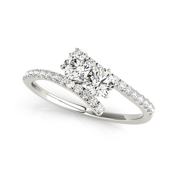 18K White Gold Multi-Diamond Fashion Ring