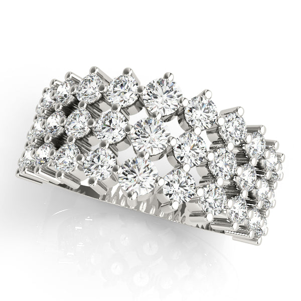 18K White Gold Round Diamond Fashion Ring