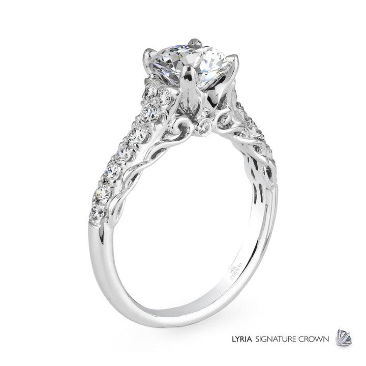 Round Diamond Engagement Ring